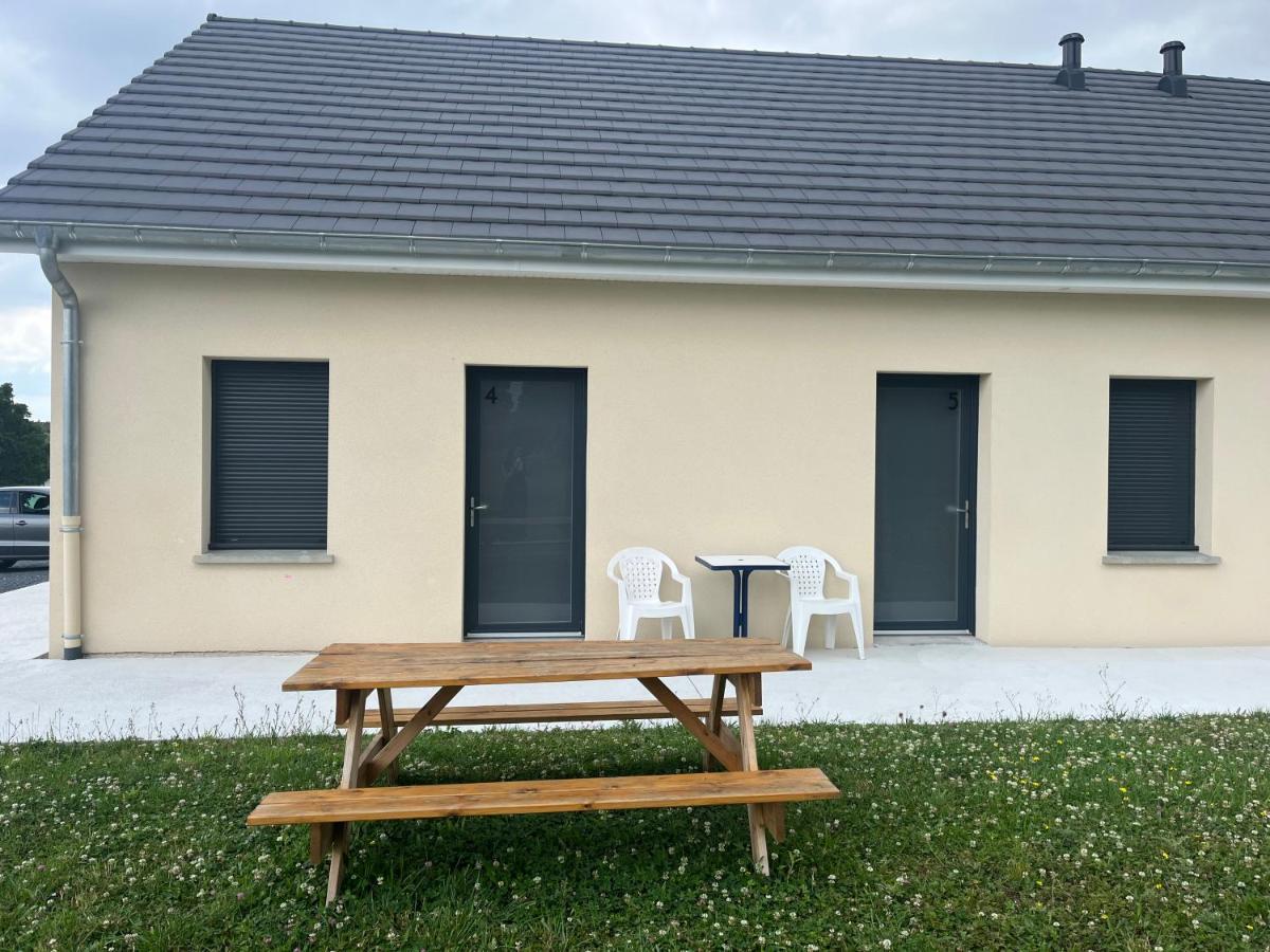Studio meublé - Proximité Le PAL Bourbon-Lancy Esterno foto